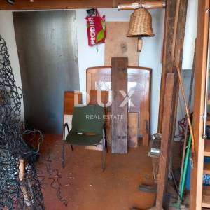 MATULJI, CENTAR - poslovni prostor, 29,66 m2, frekventna lokacija