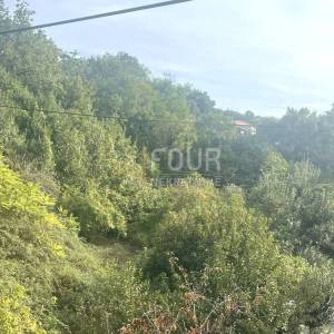 Matulji - centar, zemljište 1.118m2 s dva objekta