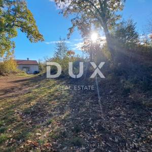 MATULJI - Građevinsko zemljište 2835 m2