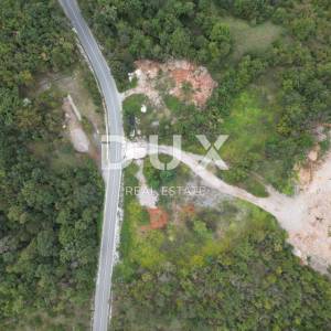 MATULJI, JURDANI, MALI BRGUD- građevinsko zemljište 17065m2 (9000m2 građevinsko) stambenu zgradu– stanove ili poslovno- stamben...