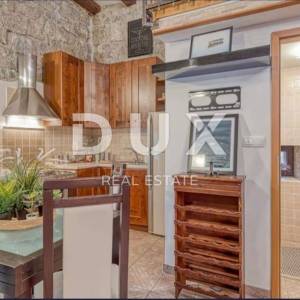 MATULJI, JUŠIĆI - 2 lijepo uređena stana
