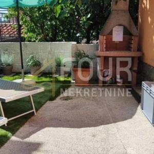 Matulji, Jušići, dva stana, ukupno 62m2