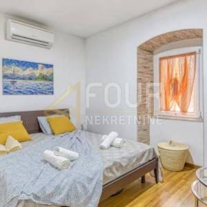 Matulji, Jušići, dva stana, ukupno 62m2