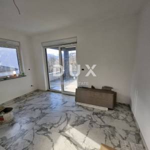 MATULJI, JUŠIĆI, JURDANI- stan 2. kat 87,74 m2 u novogradnji DB+2S s okućnicom 