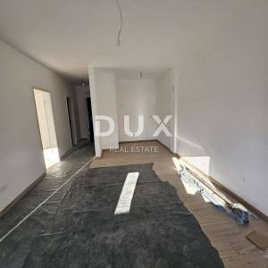 MATULJI, JUŠIĆI, JURDANI- stan prizemlje 62,34 m2 u novogradnji DB+2S s okućnicom