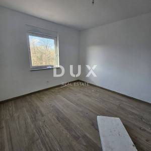 MATULJI, JUŠIĆI, JURDANI- stan prizemlje 62,34 m2 u novogradnji DB+2S s okućnicom