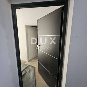 MATULJI, JUŠIĆI, JURDANI- stan prizemlje 62,34 m2 u novogradnji DB+2S s okućnicom