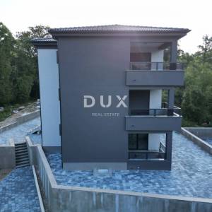 MATULJI, JUŠIĆI, JURDANI- stan 2. kat 87,74 m2 u novogradnji DB+2S s okućnicom 