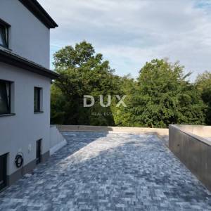 MATULJI, JUŠIĆI, JURDANI- stan 2. kat 87,74 m2 u novogradnji DB+2S s okućnicom 