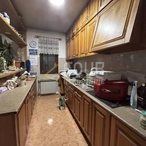 Matulji, kuća stambeno-poslovne namjene, 420m2