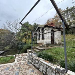Matulji, kuća stambeno-poslovne namjene, 420m2
