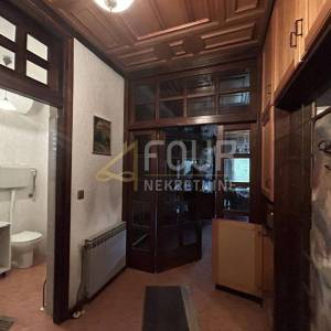 Matulji, kuća stambeno-poslovne namjene, 420m2