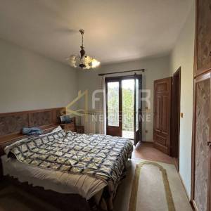 Matulji, kuća stambeno-poslovne namjene, 420m2