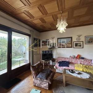 Matulji, kuća stambeno-poslovne namjene, 420m2