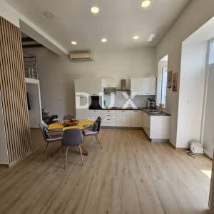 MATULJI, OKOLICA - 2S+DB, 80m2, novoadaptirani stan s pogledom na more