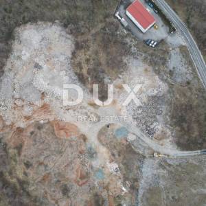 MATULJI, PERMANI - Građevinsko zemljište 12000m2 u radnoj zoni za skladišta / hale, M ZONA
