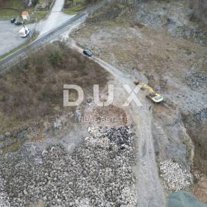 MATULJI, PERMANI - Građevinsko zemljište 2018m2 u radnoj zoni za skladište / halu, M ZONA, oznaka H