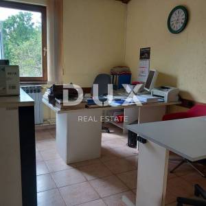 MATULJI - prodajno-proizvodni skladišni prostor 400m2 s 638m2 dvorišta
