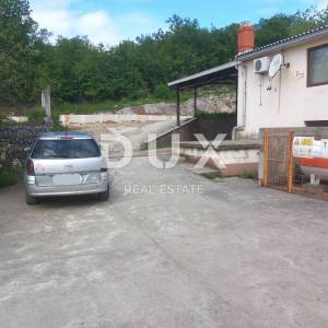 MATULJI - prodajno-proizvodni skladišni prostor 400m2 s 638m2 dvorišta