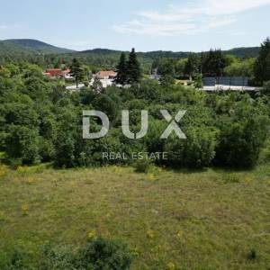MATULJI, RUPA - građevinsko zemljište 15000m2 u komercijalnoj zoni za najam