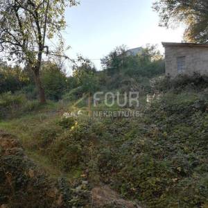 Matulji, samostojeća kuća od 390m2, velika okućnica, pogled na more