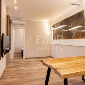 Matulji - strogi centar, 99.83m2, etaža - u naravi 3 stana