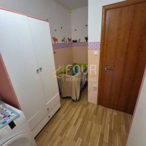 Mavrinci, 230m2, samostojeća kuća - 3 stana