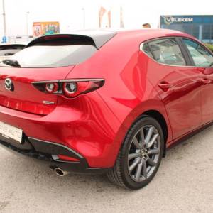 Mazda 3 2.0 Skyactive *LED, HEAD-UP, NAVIGACIJA, KAMERA*
