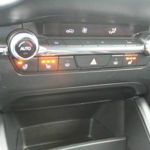 Mazda 3 2.0 Skyactive *LED, HEAD-UP, NAVIGACIJA, KAMERA*