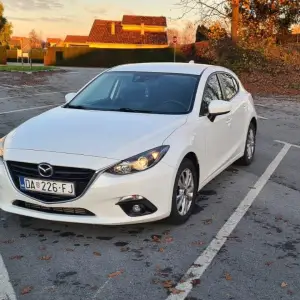 Mazda 3 2015 150ks