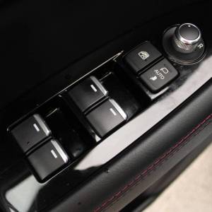 Mazda CX-5 2.2D AUTOMATIK Homura *LED,HEAD-UP,NAVI,KAMERA 360*