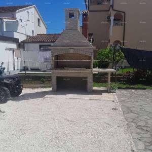 MEDULIN, KUĆA s ukupno 10 apartmana. Fucane