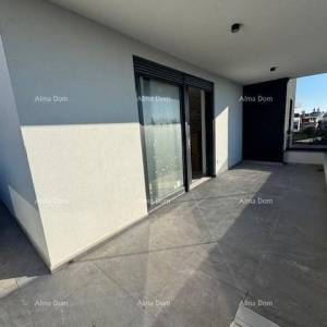 Medulin, novogradnja – stan s pogledom na more, 350 m od mora