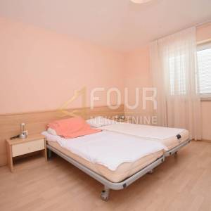 MEDULIN - PREMANTURA - Vila s 13 apartmana