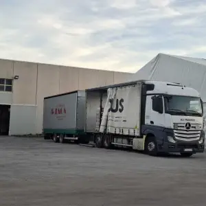Mercedes-Benz Actros 2542