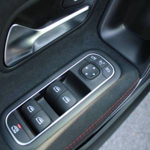 Mercedes-Benz CLA 200d AMG AUTOMATIK *LED,NAVIGACIJA,KAMERA*