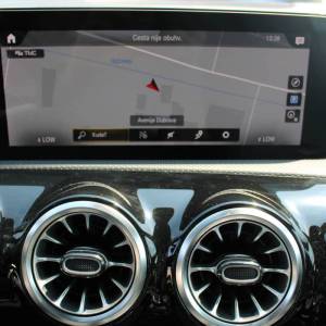 Mercedes-Benz CLA 35 AMG 4Matic AUTOMATIK *PANORAMA, LED, KAMERA*