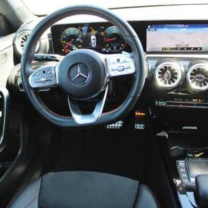 Mercedes-Benz klasa A 180d AUTOMATIK AMG *LED, NAVIGACIJA, KAMERA*