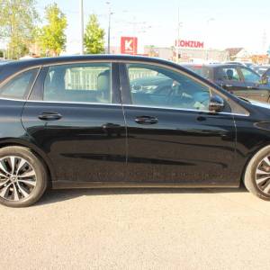 Mercedes-Benz klasa B 180d AUTOMATIK *LED, KAMERA*