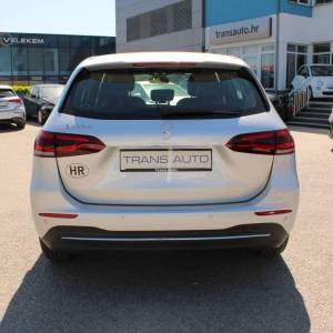 Mercedes-Benz klasa B 180d AUTOMATIK *LED, NAVIGACIJA, KAMERA*