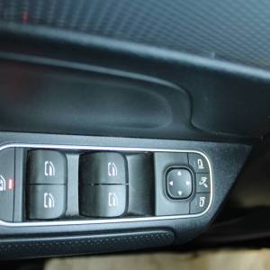 Mercedes-Benz klasa B 180d AUTOAMTIK *LED, NAVIGACIJA, KAMERA*