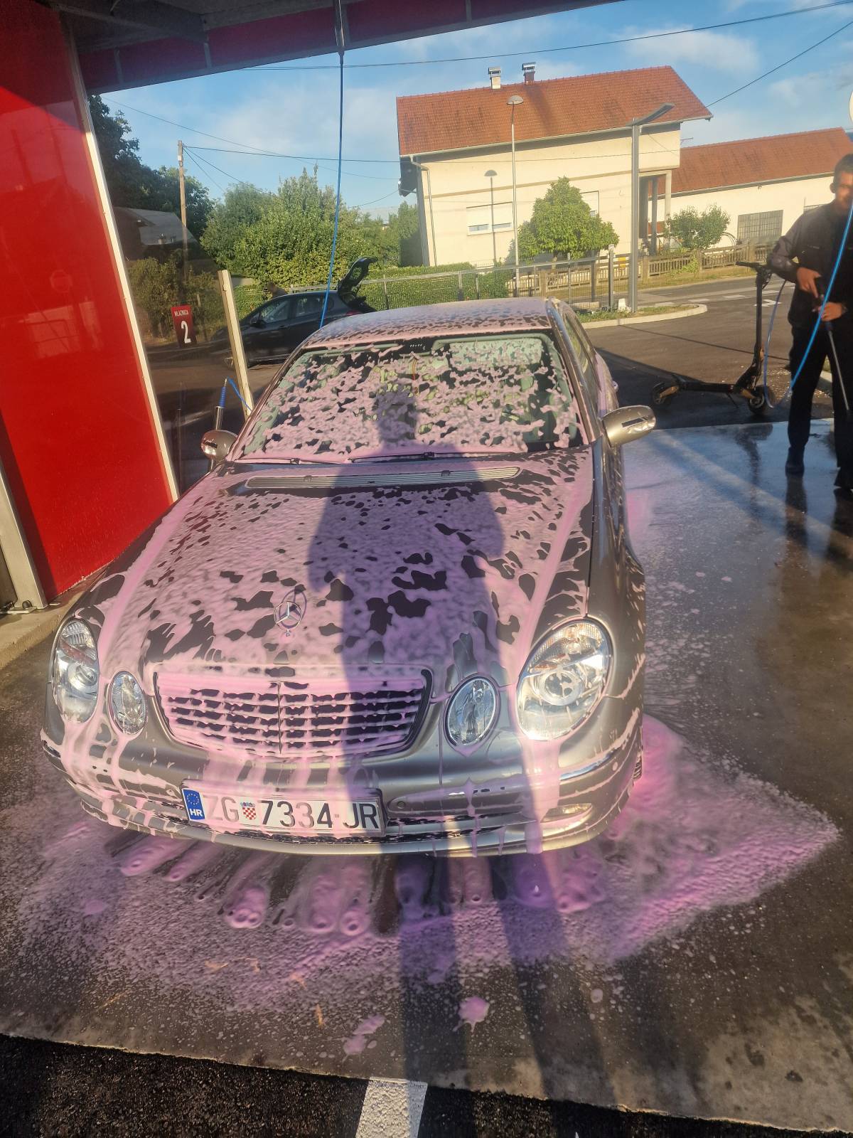 Mercedes e320 avangard Hitnoo!