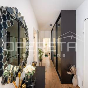 Moderan dvosoban stan s vrtom, 75 m², 300 m od mora, Zaton, Nin