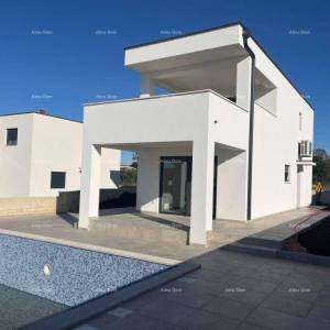 Moderna vila s bazenom i pogledom na more! Vodnjan
