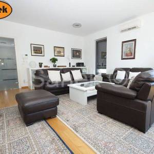 Moderna vila u Samoboru