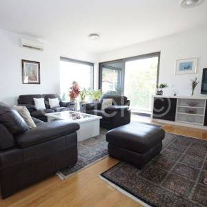 Moderna vila u Samoboru