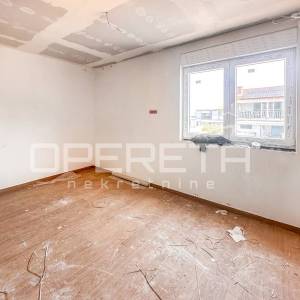 Moderni stan s terasom i pogledom na more u Stivašnici, 79,60 m2