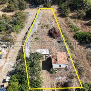 MOLAT - Građevinsko zemljište 578 m² s legaliziranim objektom i panoramskim pogl