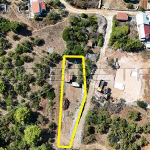 MOLAT - Građevinsko zemljište 578 m² s legaliziranim objektom i panoramskim pogl