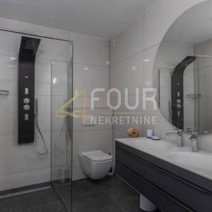 Mošćenička Draga, luksuzna novogradnja, 430m2, bazen, sauna, prostrana okućnica